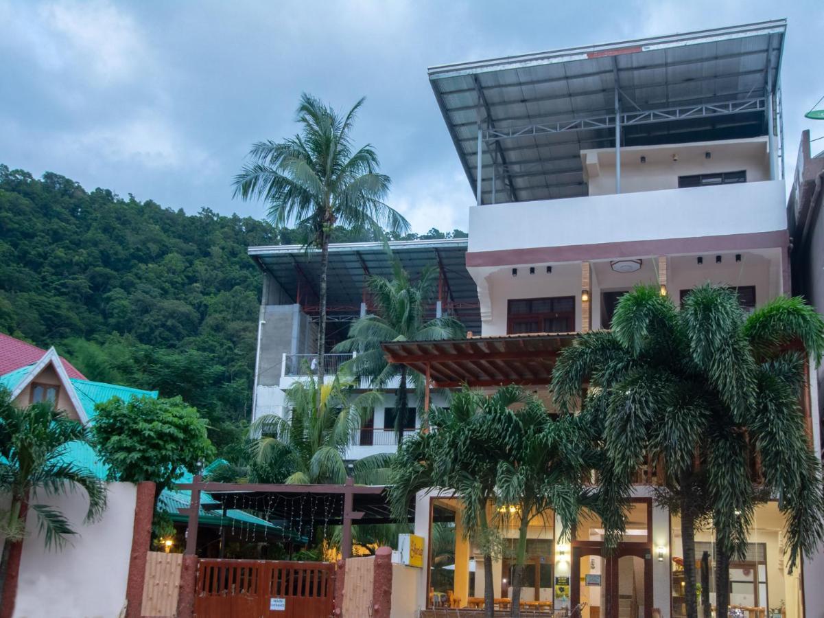 Jurias Garden Hotel El Nido Bagian luar foto