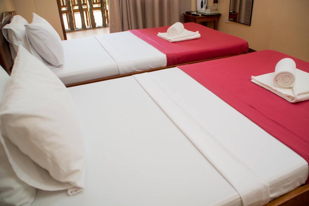 Jurias Garden Hotel El Nido Bagian luar foto