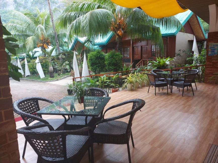 Jurias Garden Hotel El Nido Bagian luar foto