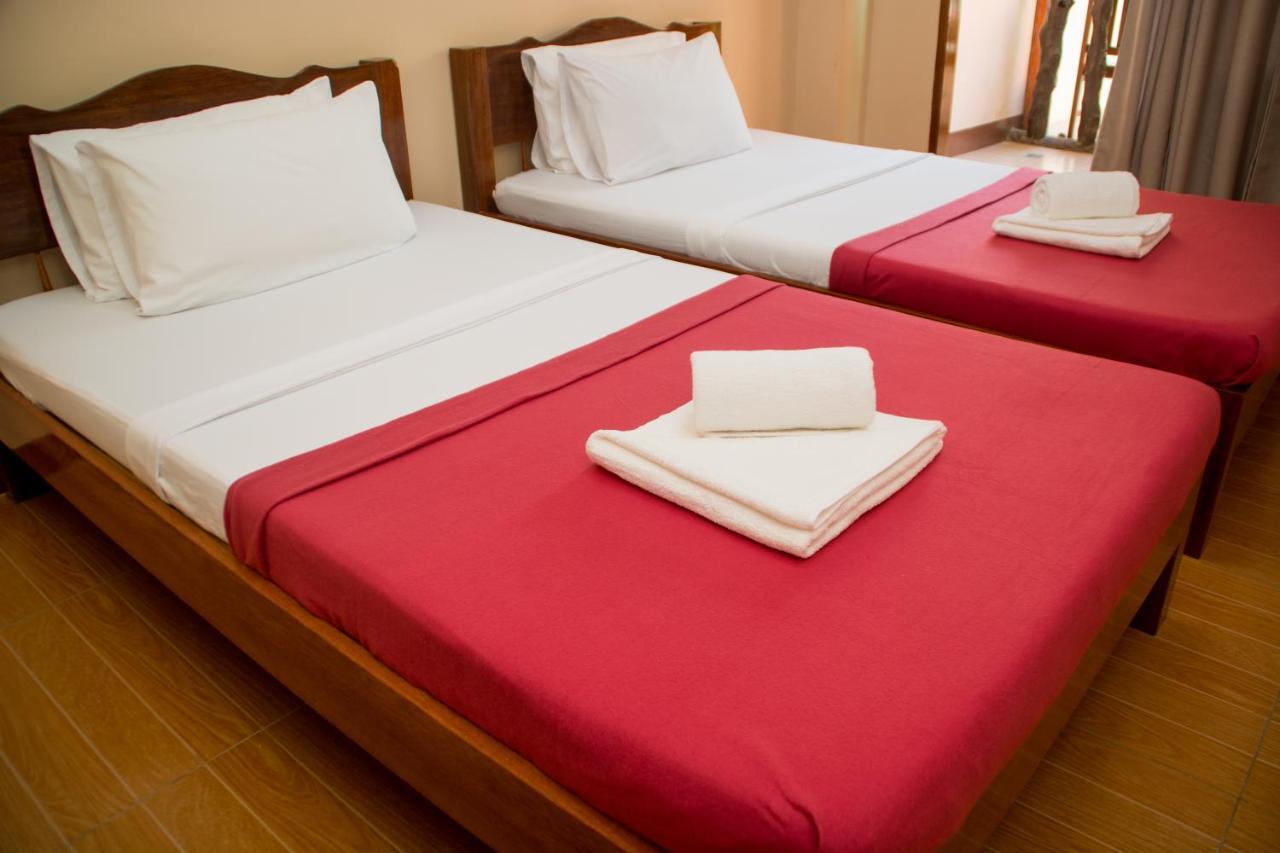 Jurias Garden Hotel El Nido Bagian luar foto